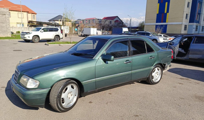 Mercedes-Benz C-Класс 1994 года