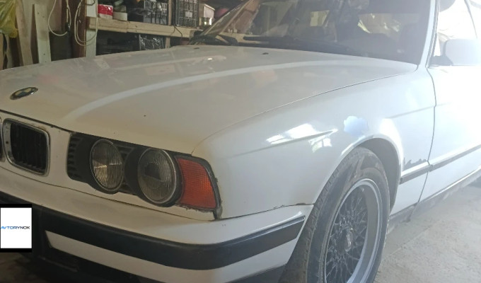 BMW 5 серия 1993 года