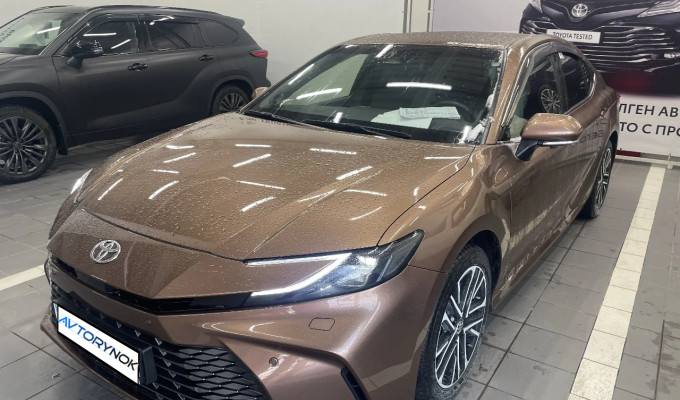 Toyota Camry 2024 года