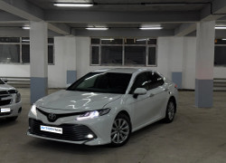 Toyota Camry 2019 года