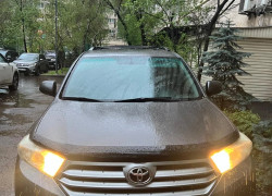 Toyota Highlander 2010 года