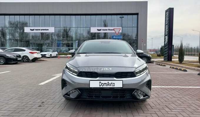 Kia Cerato 2022 года