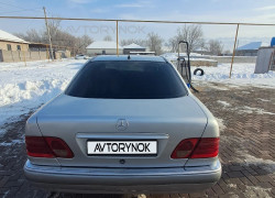 Mercedes-Benz E-Класс 1998 года