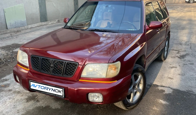 Subaru Forester 2001 года