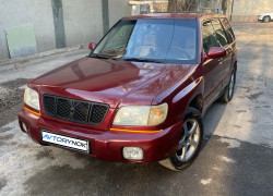 Subaru Forester 2001 года