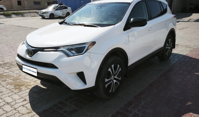 Toyota RAV4 2018 года