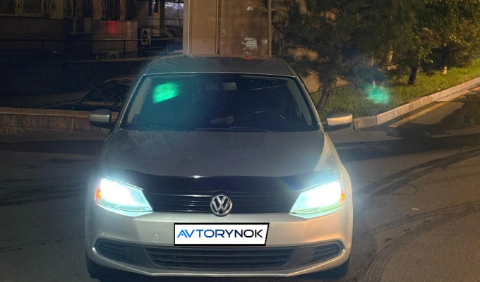 Volkswagen Jetta 2011 года