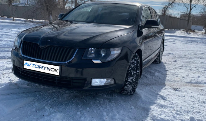 Skoda Superb 2010 года