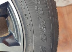 Продам летнюю резину pirelli scorpion