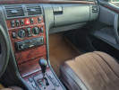 Mercedes-Benz E-Класс 2001 года