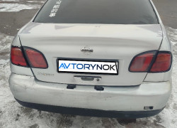 Nissan Primera 2001 года