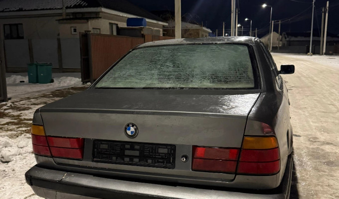 BMW 3 серия 1991 года