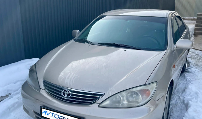 Toyota Camry 2003 года