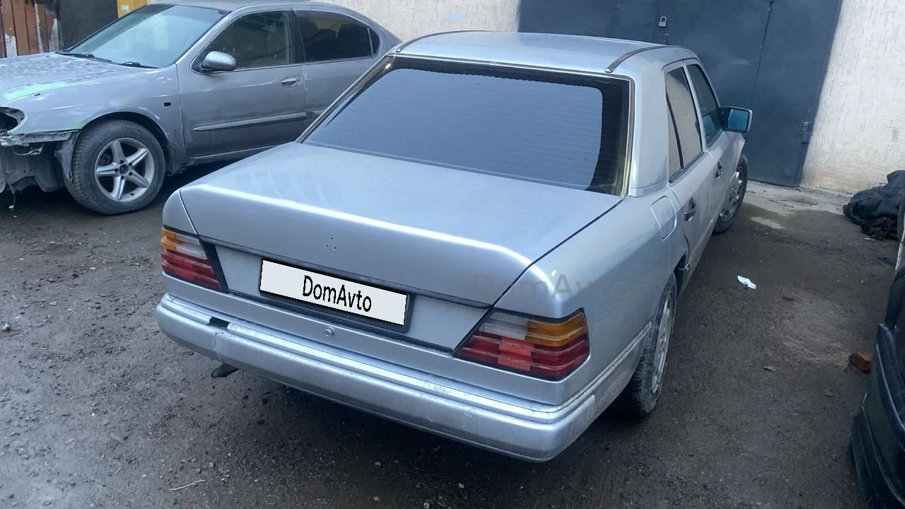Mercedes-Benz E-Class, 1992