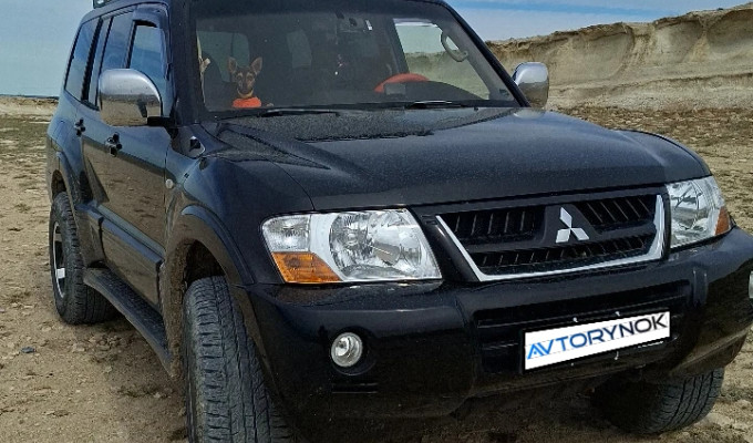 Mitsubishi Pajero 2005 года