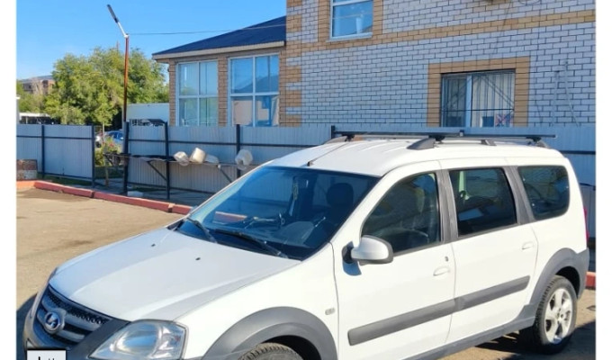 ВАЗ (Lada) Largus Cross 2020 года