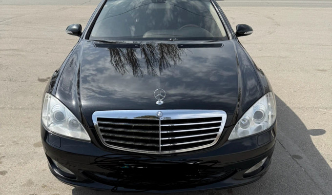 Mercedes-Benz S-Класс 2007 года