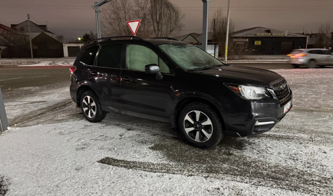 Subaru Forester 2018 года