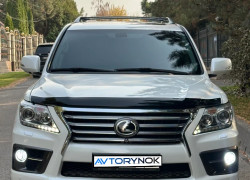 Lexus LX 2010 года