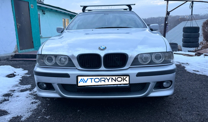 BMW 5 серия 2001 года