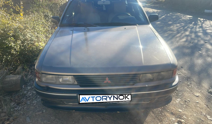 Mitsubishi Galant 1989 года