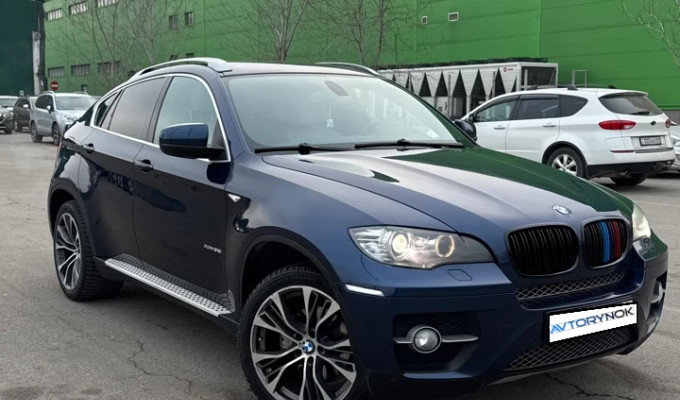 BMW X6 2011 года