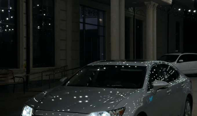 Lexus ES 2015 года