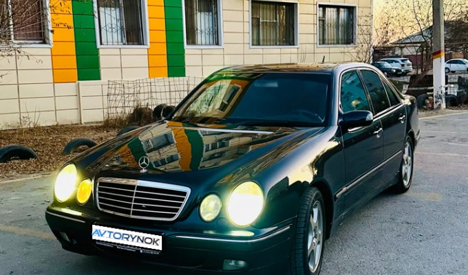 Mercedes-Benz E-Класс 1999 года