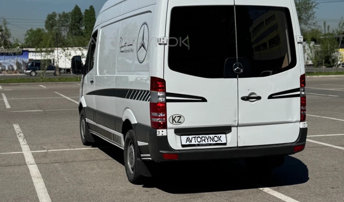 Mercedes-Benz Sprinter 2008 года