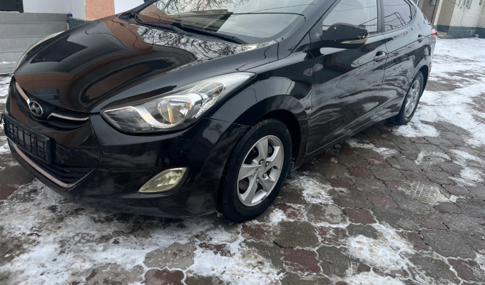 Hyundai Avante 2011 года