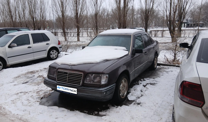 Mercedes-Benz E-Класс 1994 года