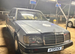 Mercedes-Benz E-Класс 1990 года
