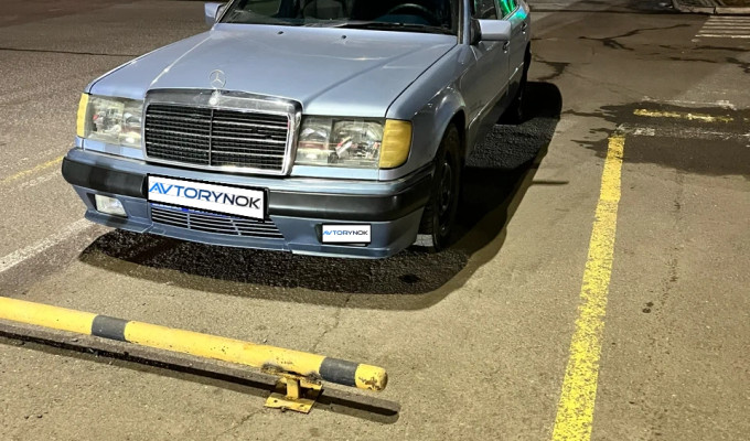 Mercedes-Benz E-Класс 1991 года