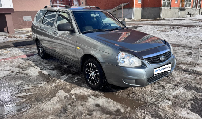 ВАЗ (Lada) Priora 2012 года
