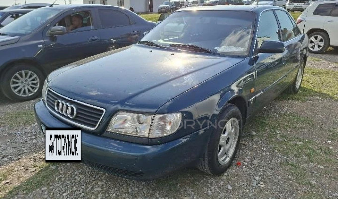 Audi A6 1995 года