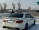 Mercedes-Benz E-Класс 2011 года