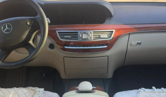 Mercedes-Benz S-Класс 2007 года