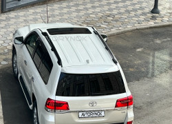 Toyota Land Cruiser 2016 года
