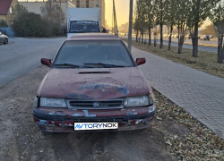 Subaru Legacy 1993 года