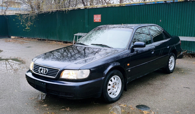 Audi A6 1995 года