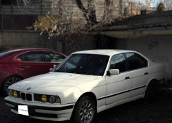 BMW 5 серия 1993 года