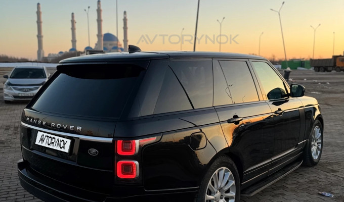 Land Rover Range Rover 2020 года