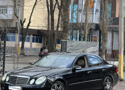 Mercedes-Benz E-Класс 2002 года