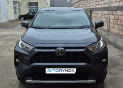 Toyota RAV4 2021 года