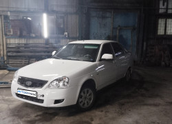 ВАЗ (Lada) Priora 2013 года