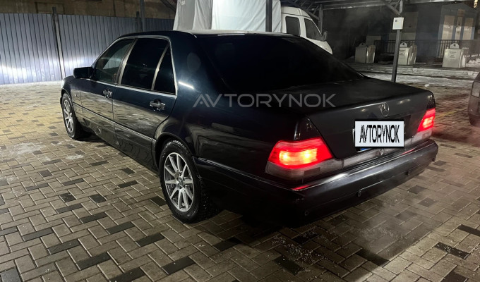 Mercedes-Benz S-Класс 1999 года