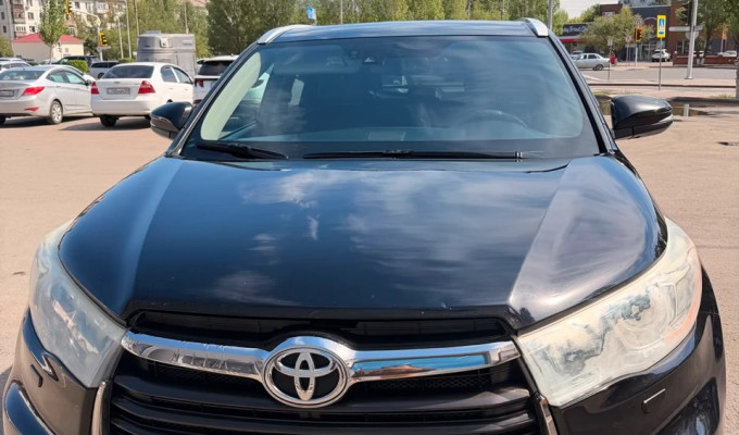 Toyota Highlander 2014 года