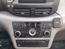 Nissan Almera Tino 2005 года