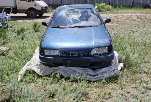 Nissan Primera 1995 года