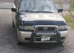Mazda MPV 1996 года